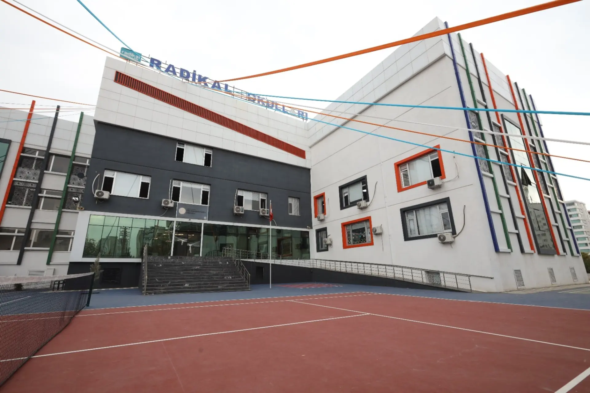 Diyarbakır Radikal Eğitim Kurumlarından LGS'ye girecek öğrencilere öneri