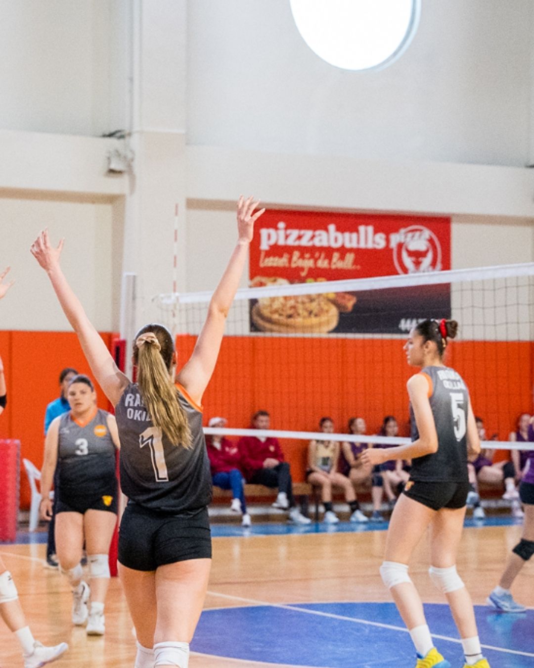 Konak İlçe Liseler Arası Kız Voleybol Turnuvası Birinciliği